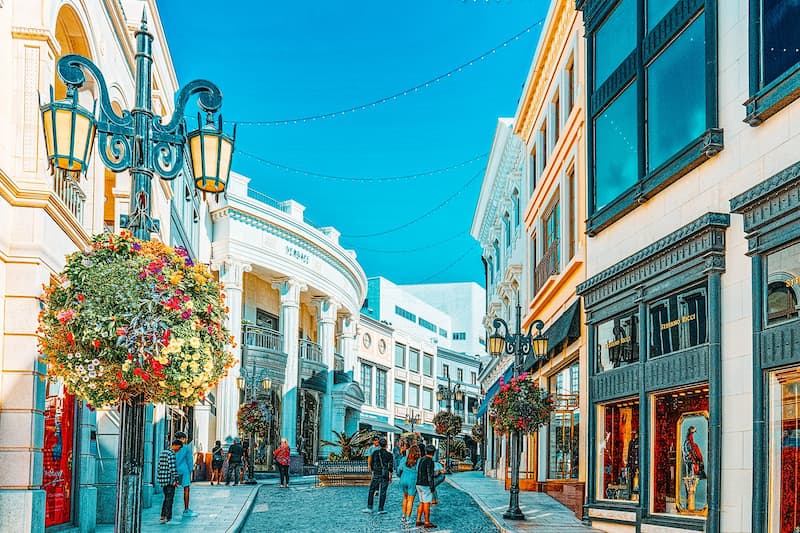 Rodeo Drive is another place you can visit when Shopping in Los Angeles