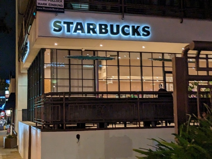 Starbucks (store #633)